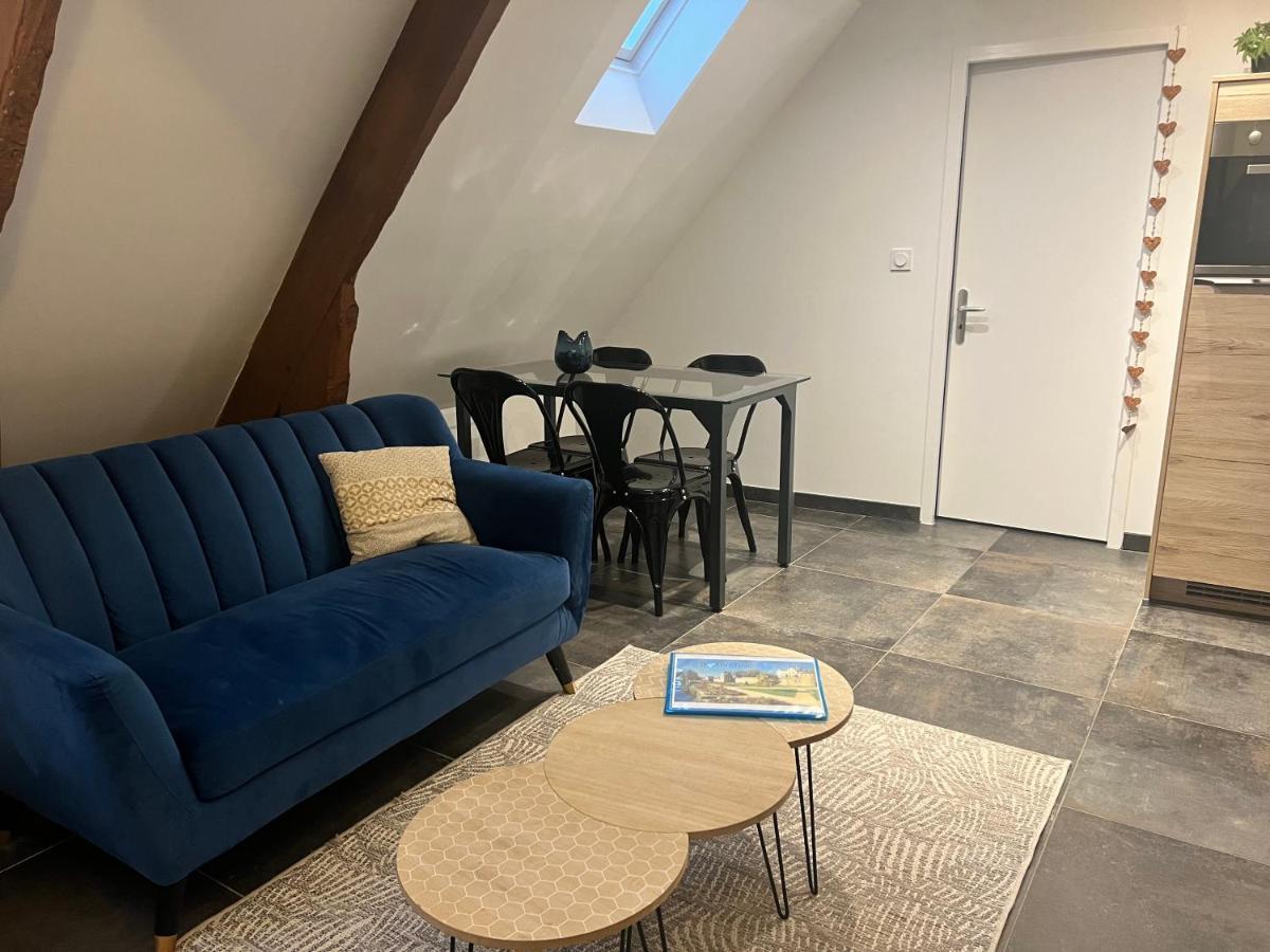 Les Suites Du Colonel Vannes Esterno foto